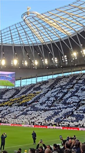 "NORTH LONDON SINCE 1882" THE TIFO: Tottenham v Arsenal: The North London Derby