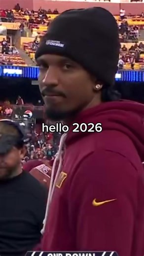 heyyyyyyy (which one did you see first?) #newyear #jaydendaniels | Jayden Daniels