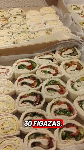 Rinde hasta 10 personas Incluye • 36 arrolladitos de miga surtidos • 1 picada con , jamón, fontina , azul y danbo , mortadela, salame y longaniza ,olivas verdes y cherry , pancitos y grisines , dips de crema al verdeo para untar • 1 pernil de 5 kg acompañado de dos salsas caseras y 30 figacitas . • Envíos • retiros por nuestro punto de entrega 📱11-5458-4664 #local # #buenosairesfood #familia #localidaddehurlingham #cateringservice #envios | Francisco Miranda