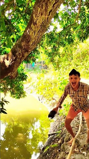 Introducing the"VitaWear SmartBand," a next-generation wearable gadget