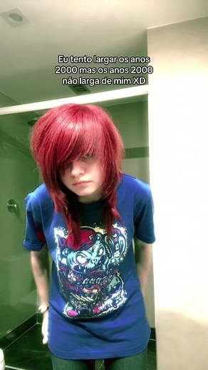 Reviving the 2000s Scene Kid Vibe in Rio