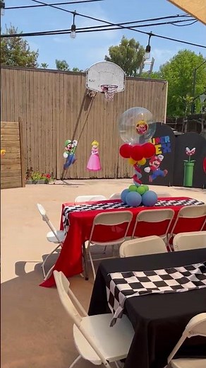 Super Mario Birthday Balloon Centerpieces