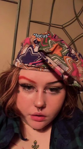 carpet🧶 muncher🥵 (@lurasidonemilkdrops)’s videos with sonido original - :3