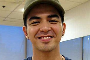 Mark Herras gets lucky | Coconuts