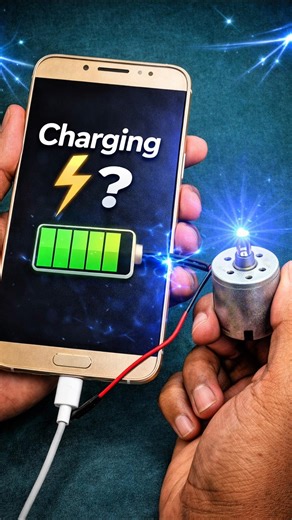 Motor Se Phone Charge? 😱 Sach Ya Jhoot। No Battery! Motor Se Phone Charge 🤯#viral #shorts #short
