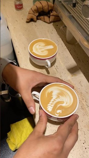 Best swan latte art ever i made #coffeelatteart #coffeelatteart #tutorial