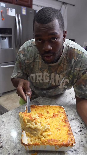 Old School “momma nem” Mac & Cheese 🧀 1 lb macaroni 4 tbsp Melted butter seasoning 2 cups evaporated milk 1 cup whole milk 2 eggs 1 cup sour cream 6 cups cheese Mix. Layer. Bake about 35-45 min. That’s it. | Off The Chain With Joe