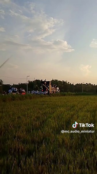 Momen Ketika Brewok Memakai Lagu Keramat