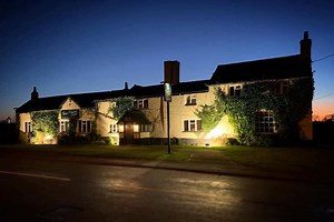 Popular Shropshire country pub and restaurant announces closure as management say 'it breaks our hearts to say goodbye'
