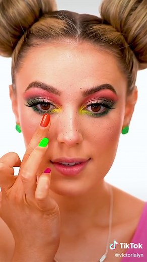 Delicious Watermelon Sugar Makeup Tutorial