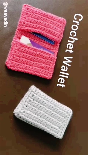 Easy beginner friendly Crochet Wallet tutorial. #crochetbeginners #crochet #crochetwallets