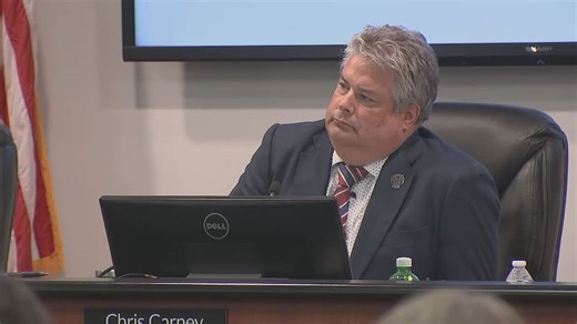 Mooresville mayor determined to stay in office after 'no confidence' vote