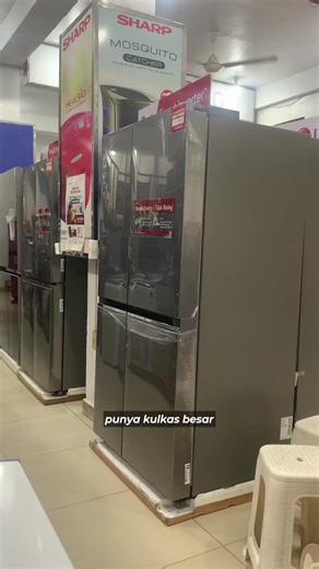 Kulkas Modern dengan Desain Mewah ✨LG Side by Side GC B257SQYL✨ Memiliki kapasitas besar hingga 643L, desain side by side modern berfinishing mewah, kulkas ini siap jadi andalan keluarga besar🏡 Menyimpan lebih banyak bahan makanan jadi rapi dan praktis. Ditenagai AI Smart Inverter Compressor, lebih efisien, lebih senyap, dan tahan lama⚡ Fungsional, stylish, dan smart. Semua bisa kamu dapetin dalam satu kulkas Yuk langsung ke Istana Elektronik dan dapetin produknya sebelum kehabisan!🛒 #istanael