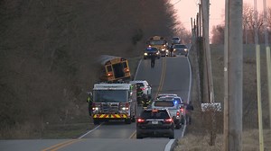 Driver, 3 students injured in southern Indiana school bus crash