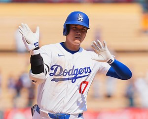 大谷翔平は「特別な人間であり、特別な知性がある」　ロバーツ監督「50－50」達成を熱望 - ＭＬＢ : 日刊スポーツ