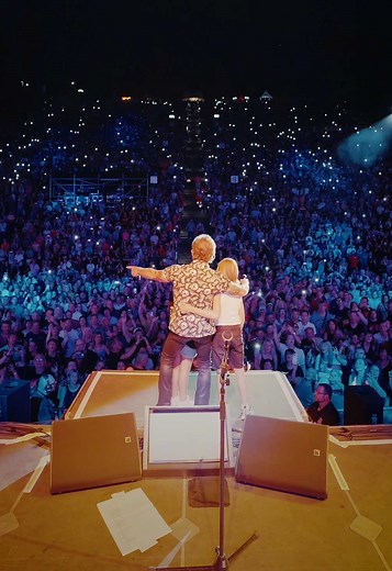 Wenn tausende Stimmen eins werden. #übersiebenbrückenmussdugehn #petermaffay