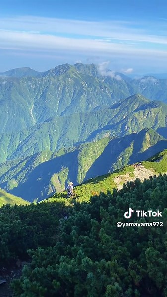 剱岳早月尾根 山頂までもうちょっと⛰️ #山 #登山好きな人と繋がりたい #登山 #絶景 #北アルプス #剱岳 #早月尾根