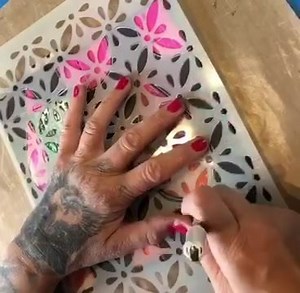 I could doodle all day long!! You can catch up on my Dylusions Day by Day videos on my YouTube Channel playlist ❤️ https://www.youtube.com/playlist?list=PLT2Yc95VJho3Lyiq5KJ-RC7usnhGQc_zs | Dyan Reaveley - Dylusions