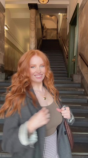 A Moment for Natural Red Hair: Embracing Ginger Beauty