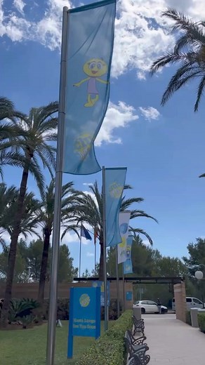 50K views · 401 reactions |  The first guests have arrived at Club Mac! Welcome, everyone - we are officially OPEN! Let the fun begin! 拾 #ClubMac #GrandOpening #WelcomeParty | Club MAC Hotel Jupiter Saturno Marte in Alcudia Mallorca | Facebook