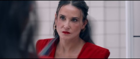 Dónde ver la sustancia en streaming, la mejor película de Demi Moore desde 'Ghost' que aspira a triunfar en los Premios Oscar 2025