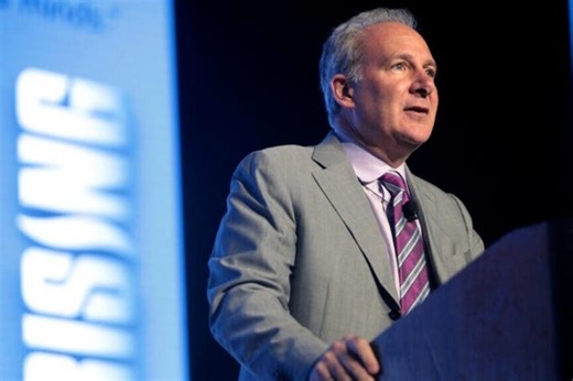 Bitcoin's Final Crash? Peter Schiff Predicts 2025 Crisis Will End What 2008 Created