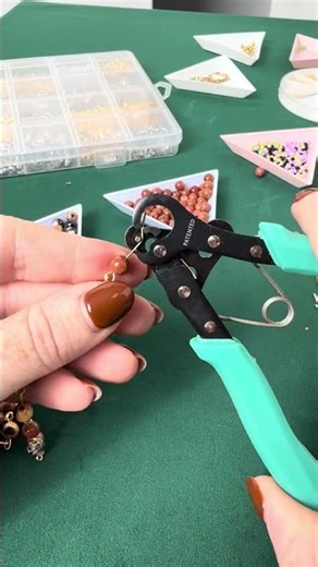 It’s time to take your crafting to the next level with a one step looper!