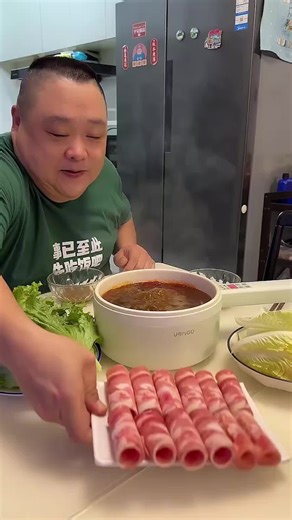 Didn’t expect it at all—simple move, meal secured 😆 | food eating videos