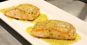 Perfect 10 Minute Lemon Butter Salmon Recipe