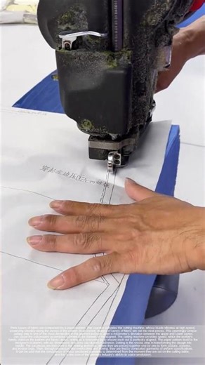 Precision cutting on the cutting table: the first step in a garment