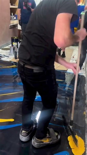 Showing the class how to lay a metallic!