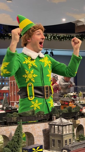 The whole family in town? See ELF The Musical JR. and make family memories that last a lifetime at The Emery Theater! Don’t miss Buddy the Elf and Santa as they rush to save Christmas. Get your tickets for ELF The Musical JR. today! | The Children's Theatre of Cincinnati