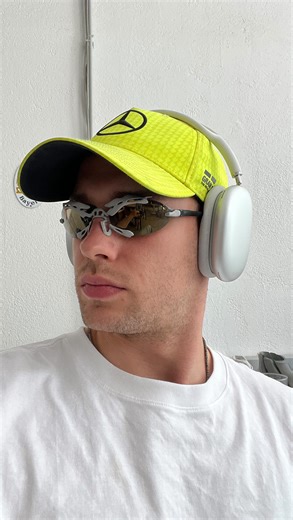 JEGA on Instagram: "I think I need to make a version 2 of this one!!! Programm: Rhino Frame: Aluminium 3D print"