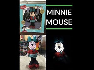 Review: Minnie Mouse Christmas inflatable