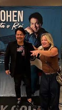 ALEX COHEN PERFORMS THE KING IN BH WITH FANS