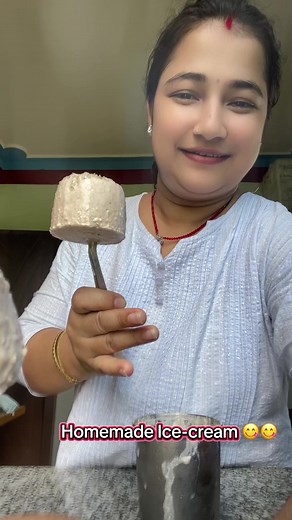 Homemade Milky Ice-Cream Recipe – Easy & Creamy Scoop