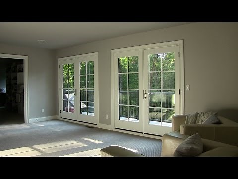 Quaker Windows Review - Walking Into The Woods