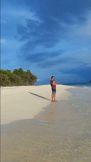 Ifuru Island Resort Beach in Maldives