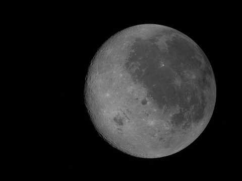 Artemis II, Mysterious Flashes on the Moon and an Uptick in Meteorite Fireballs