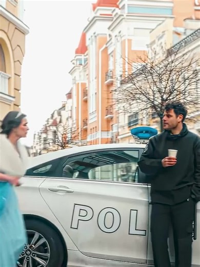 Exploring Movies from a First Person Perspective