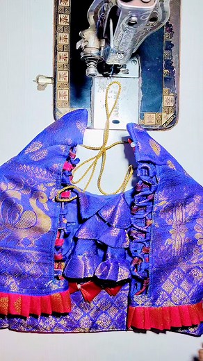 343K views · 250 reactions | Beautiful model blouse design #blousedesigns #new #popular | Arpita blouse design | Facebook