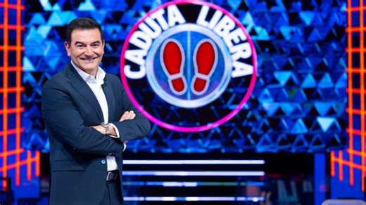 Caduta Libera: tutto sul programma con Max Giusti