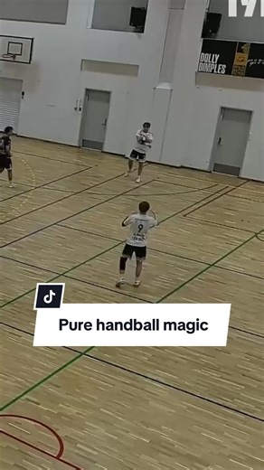 Amazing play! Sports moments🥇 - #handball #handballskills #handballdaily #handballgoal #handballmoments Åkra - Viking 3.divisjon