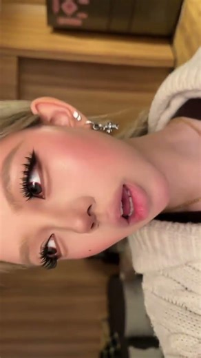 Unveil Your Beauty: Easy European & American Makeup Tutorial