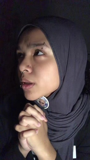 Stunning Makeup Transition Tutorial from 2010