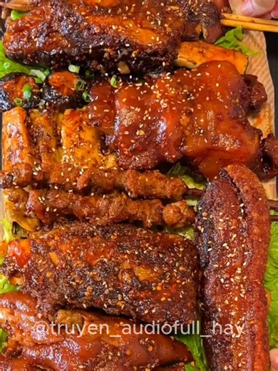 Bánh Bèo Vả Mặt Bạn Cùng Phòng Trà Xanh