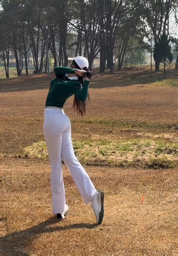 Mastering the Full Send Golf Swing