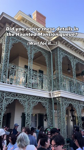 Did you notice those details? #disney #disneyland #holiday #travel #halloween
