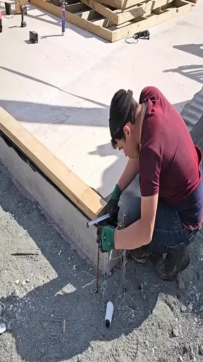 Perfect wooden insulated wall panel installation skills | Structure build tips