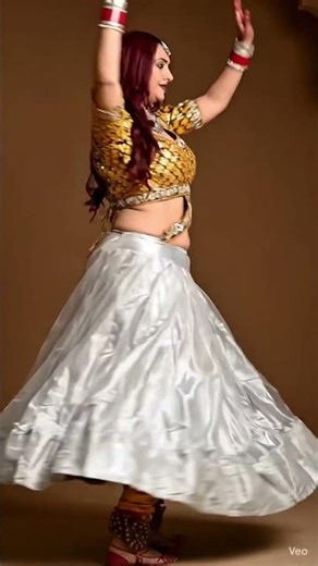 Learn Rajusthani Ghoomar Dance